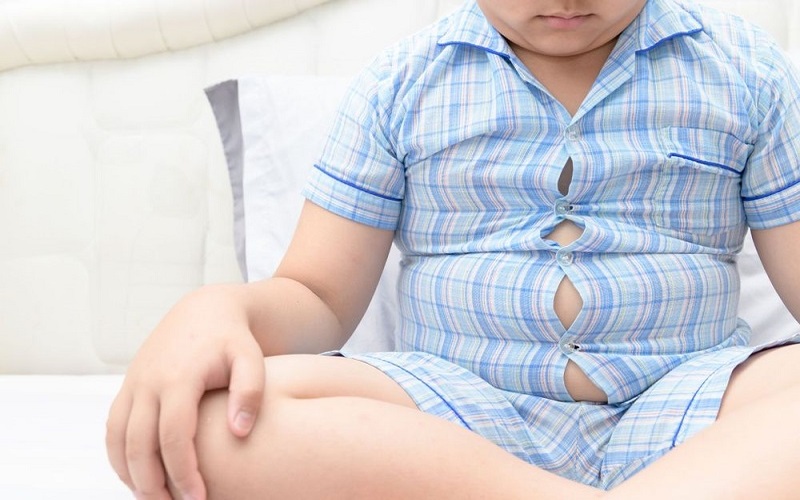 Cách giảm cân cho trẻ béo phì an toàn cho trí não