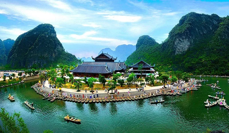 du-lich-ninh-binh-2-ngay-1-dem-tu-tuc