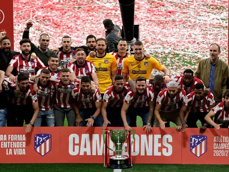 cau lac bo bong da atletico de madrid hanh trinh cua niem tin va trai tim rojiblanco